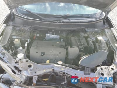 Zdjęcie 12 z 13 samochodu: 2013 MITSUBISHI OUTLANDER SE VIN:JA4JT3AW8DU020943 - miniatura