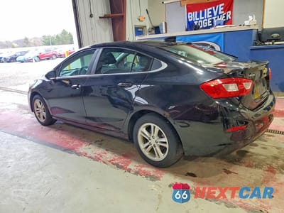 Drugie zdjęcie samochodu z przodu: 2016 CHEVROLET CRUZE LT VIN:1G1BE5SM3G7304232 - miniatura