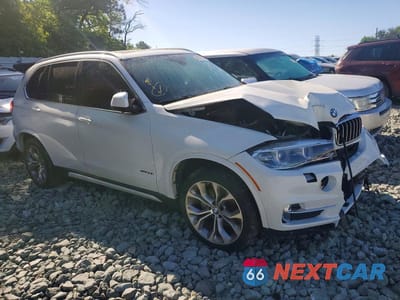 Czwarte zdjęcie samochodu z boku: 2017 BMW X5 XDRIVE35I VIN:5UXKR0C33H0X79490 - miniatura