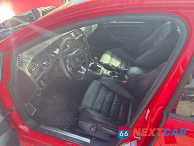 Piąte zdjęcie samochodu w środku: 2019 VOLKSWAGEN GTI S VIN:3VW5T7AU6KM002193 - miniatura