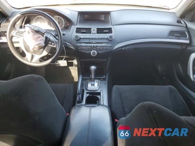 Zdjęcie 8 z 13 samochodu: 2009 HONDA ACCORD EX VIN:1HGCS12789A020755 - miniatura