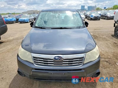 Piąte zdjęcie samochodu w środku: 2010 SUBARU FORESTER 2.5X VIN:JF2SH6AC5AH714000 - miniatura