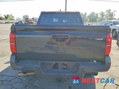 Zdjęcie 6 z 12 samochodu: 2025 TOYOTA TACOMA SR5 VIN:3TMKB5FN9SM035025 - miniatura