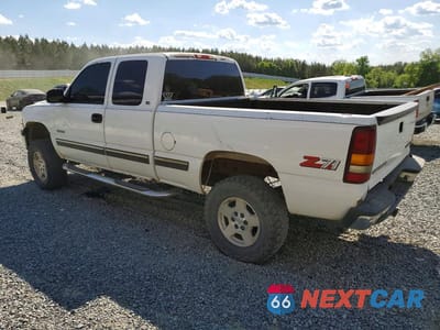 Drugie zdjęcie samochodu z przodu: 1999 CHEVROLET SILVERADO K1500 VIN:2GCEK19T4X1221084 - miniatura