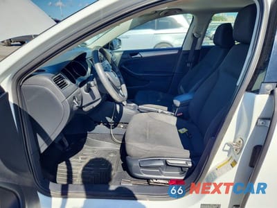 Zdjęcie 7 z 12 samochodu: 2016 VOLKSWAGEN JETTA SE VIN:3VWD67AJ0GM217682 - miniatura