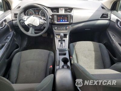 Zdjęcie 8 z 12 samochodu: 2019 NISSAN SENTRA S VIN:3N1AB7AP8KY408597 - miniatura