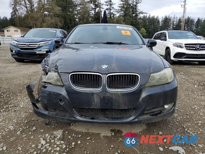 Piąte zdjęcie samochodu w środku: 2011 BMW 328 XI SULEV VIN:WBAPK5C52BA657129 - miniatura