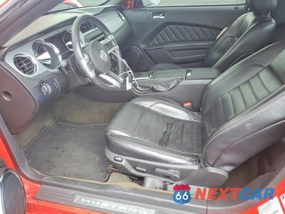 Zdjęcie 7 z 12 samochodu: 2014 FORD MUSTANG VIN:1ZVBP8AM2E5210806 - miniatura