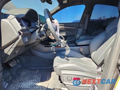 Zdjęcie 7 z 14 samochodu: 2025 AUDI Q5 SPORTBACK PRM PLS 45 VIN:WA15AAFY0S2020644 - miniatura