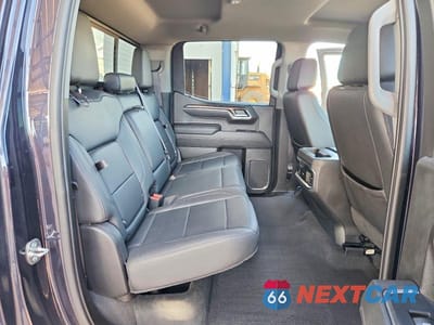Zdjęcie 10 z 12 samochodu: 2023 GMC SIERRA K1500 SLT VIN:3GTUUDELXPG163860 - miniatura
