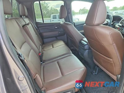 Zdjęcie 10 z 12 samochodu: 2025 HONDA RIDGELINE RTL VIN:5FPYK3F54SB014674 - miniatura