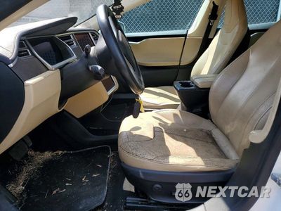 Zdjęcie 7 z 12 samochodu: 2013 TESLA MODEL S VIN:5YJSA1CN0DFP22580 - miniatura
