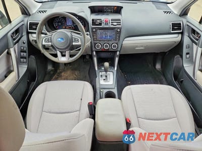 Zdjęcie 8 z 13 samochodu: 2017 SUBARU FORESTER 2.5I PREMIUM VIN:JF2SJAGC2HH579051 - miniatura