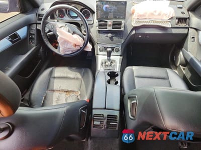 Zdjęcie 8 z 13 samochodu: 2009 MERCEDES-BENZ C 300 VIN:WDDGF54X89F237420 - miniatura