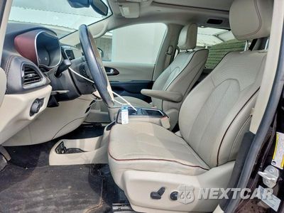 Zdjęcie 7 z 13 samochodu: 2017 CHRYSLER PACIFICA LIMITED VIN:2C4RC1GG7HR747894 - miniatura