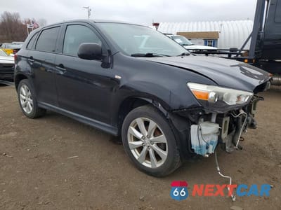 Czwarte zdjęcie samochodu z boku: 2014 MITSUBISHI OUTLANDER SPORT ES VIN:4A4AR3AU6EE021886 - miniatura