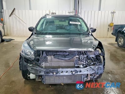 Piąte zdjęcie samochodu w środku: 2018 FORD ESCAPE SE VIN:1FMCU0GDXJUC69221 - miniatura