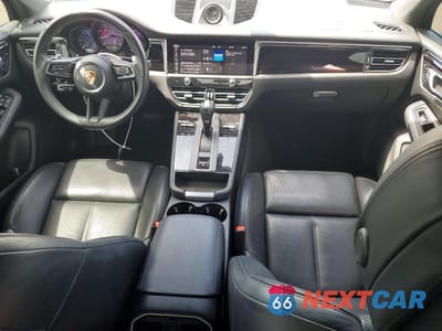 Zdjęcie 8 z 13 samochodu: 2023 PORSCHE MACAN BASE VIN:WP1AA2A53PLB00771 - miniatura
