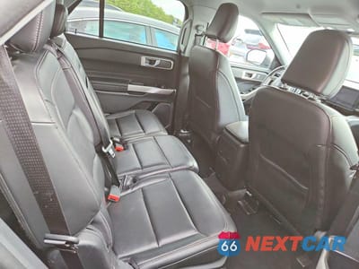Zdjęcie 10 z 12 samochodu: 2023 FORD EXPLORER XLT VIN:1FMSK8DH6PGA84940 - miniatura
