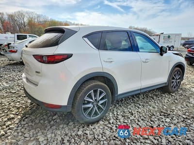 Trzecie zdjęcie samochodu z tyłu: 2017 MAZDA CX-5 GRAND TOURING VIN:JM3KFBDL4H0204357 - miniatura
