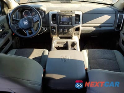 Zdjęcie 8 z 12 samochodu: 2016 RAM 1500 SLT VIN:1C6RR7LT8GS264195 - miniatura