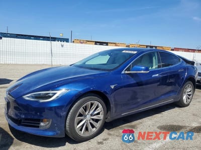 2018 TESLA MODEL S 5YJSA1E25JF278479 - główne zdjęcie licytacji z USA - miniatura