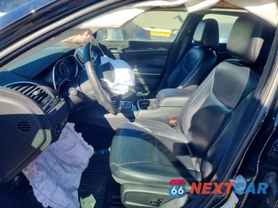 Zdjęcie 7 z 12 samochodu: 2017 CHRYSLER 300 LIMITED VIN:2C3CCARG7HH547269 - miniatura