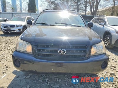 Piąte zdjęcie samochodu w środku: 2002 TOYOTA HIGHLANDER LIMITED VIN:JTEGF21A920070157 - miniatura