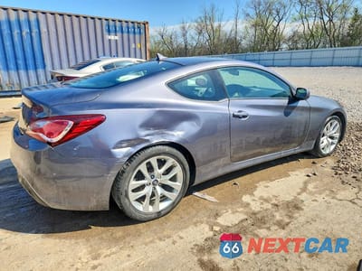 Trzecie zdjęcie samochodu z tyłu: 2013 HYUNDAI GENESIS COUPE 2.0T VIN:KMHHT6KD5DU110954 - miniatura