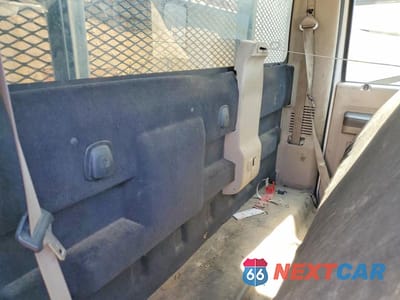 Zdjęcie 10 z 12 samochodu: 2008 FORD F350 SUPER DUTY FLATBED TRUCK VIN:1FDWF36558EC54147 - miniatura