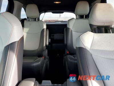 Zdjęcie 10 z 13 samochodu: 2021 TOYOTA SIENNA XSE 7-PASSENGER VIN:5TDXSKFC4MS040025 - miniatura