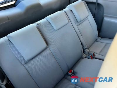 Zdjęcie 11 z 12 samochodu: 2018 TOYOTA HIGHLANDER LE VIN:5TDBZRFH0JS865615 - miniatura