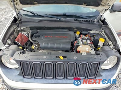 Zdjęcie 12 z 13 samochodu: 2015 JEEP RENEGADE TRAILHAWK VIN:ZACCJBCTXFPC31826 - miniatura