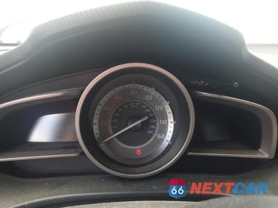 Zdjęcie 9 z 12 samochodu: 2014 MAZDA 3 SPORT VIN:JM1BM1U78E1121970 - miniatura