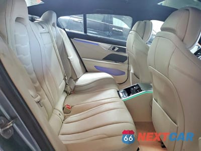 Zdjęcie 10 z 13 samochodu: 2022 BMW 840XI VIN:WBAGV4C05NCH51233 - miniatura