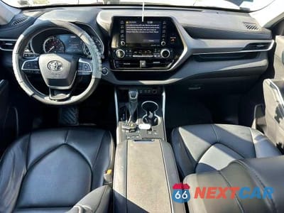 Zdjęcie 8 z 10 samochodu: 2022 TOYOTA HIGHLANDER XLE VIN:5TDGZRBH3NS229269 - miniatura
