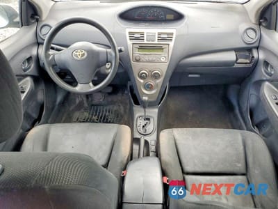 Zdjęcie 8 z 12 samochodu: 2012 TOYOTA YARIS FLEET VIN:JTDBT4K39C1420014 - miniatura