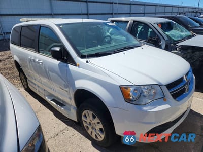 Czwarte zdjęcie samochodu z boku: 2018 DODGE GRAND CARAVAN SE VIN:2C7WDGBGXJR209872 - miniatura
