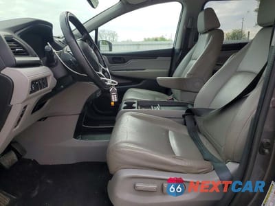Zdjęcie 7 z 13 samochodu: 2018 HONDA ODYSSEY EXL VIN:5FNRL6H7XJB009312 - miniatura
