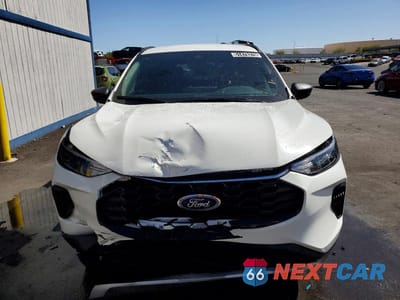 Piąte zdjęcie samochodu w środku: 2026 FORD ESCAPE ST LINE VIN:1FMCU9MN0TUA32225 - miniatura
