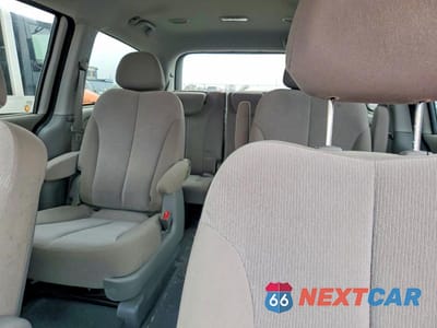 Zdjęcie 10 z 12 samochodu: 2011 KIA SEDONA LX VIN:KNDMG4C75B6378098 - miniatura