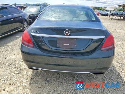 Zdjęcie 6 z 12 samochodu: 2019 MERCEDES-BENZ C 300 VIN:55SWF8DB6KU301331 - miniatura