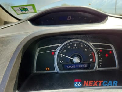 Zdjęcie 9 z 12 samochodu: 2007 HONDA CIVIC LX VIN:2HGFG12617H548075 - miniatura