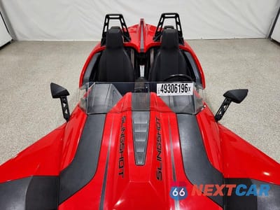 Piąte zdjęcie samochodu w środku: 2021 POLARIS SLINGSHOT SL VIN:57XAAPHD6M8147603 - miniatura