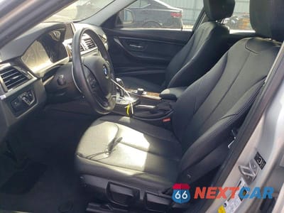 Zdjęcie 7 z 12 samochodu: 2015 BMW 320 I VIN:WBA3B1G5XFNT04055 - miniatura