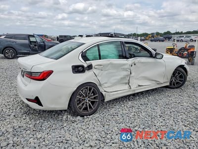 Trzecie zdjęcie samochodu z tyłu: 2021 BMW 330I VIN:3MW5R1J07M8C09907 - miniatura