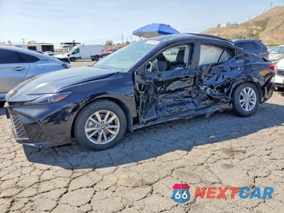 2025 TOYOTA CAMRY LE 4T1DAACK4SU583911 - główne zdjęcie licytacji z USA - miniatura