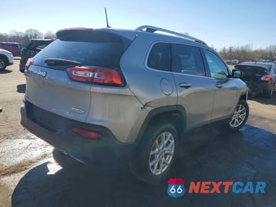 Trzecie zdjęcie samochodu z tyłu: 2016 JEEP CHEROKEE LATITUDE VIN:1C4PJMCS3GW225391 - miniatura