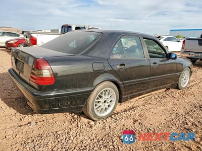 Trzecie zdjęcie samochodu z tyłu: 2000 MERCEDES-BENZ C 280 VIN:WDBHA29G4YA810697 - miniatura