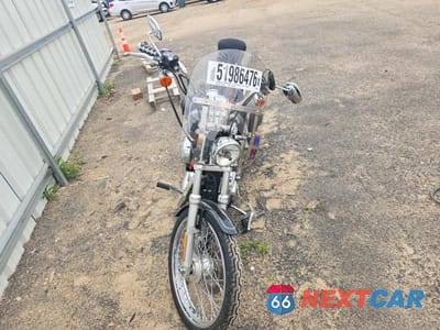 Piąte zdjęcie samochodu w środku: 2010 HARLEY-DAVIDSON XL1200 C VIN:1HD1CT313AC402384 - miniatura